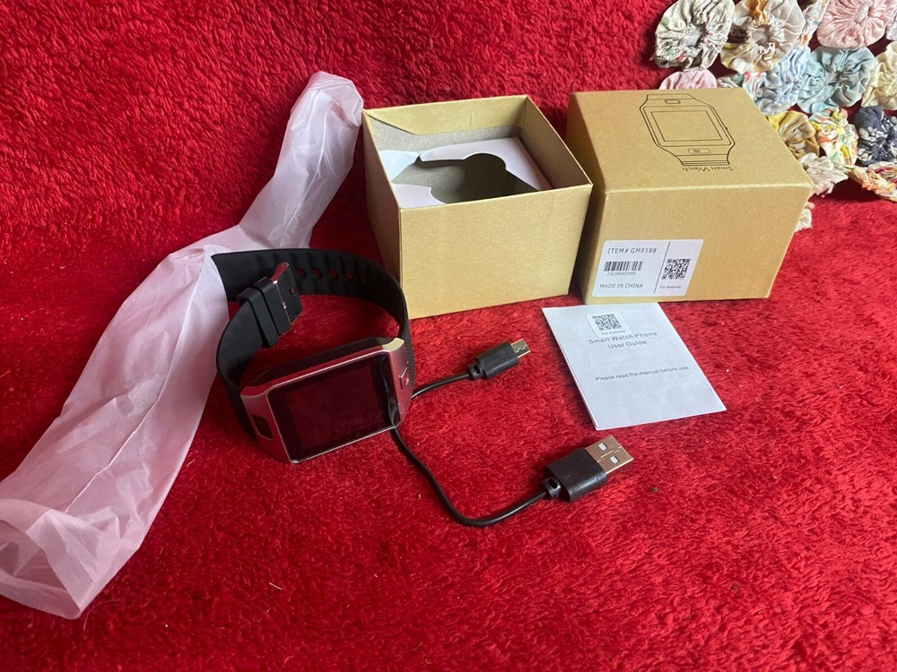 NIB Smart Watch Android Item GM8488
