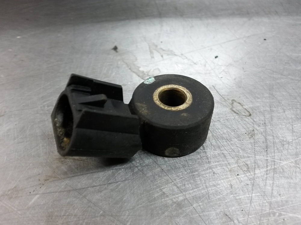 Knock Detonation Sensor From 2010 Buick LaCrosse  2.4
