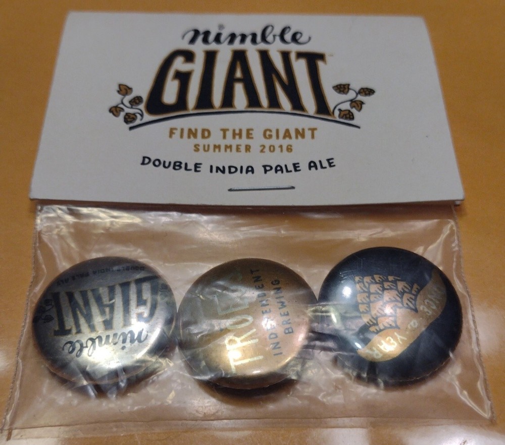 2016 Troegs Independent Brewing Nimble Giant Pinback Button Set Sealed Hershey