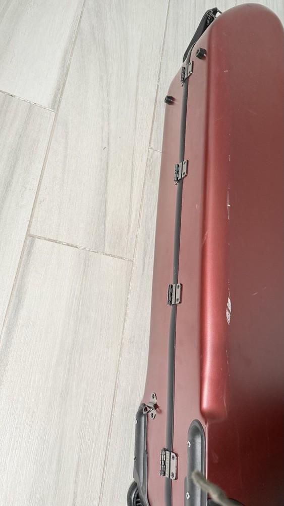 Crossrock Low A Baritone Saxophone Case with Wheels | Polycarbonate Hard Shell