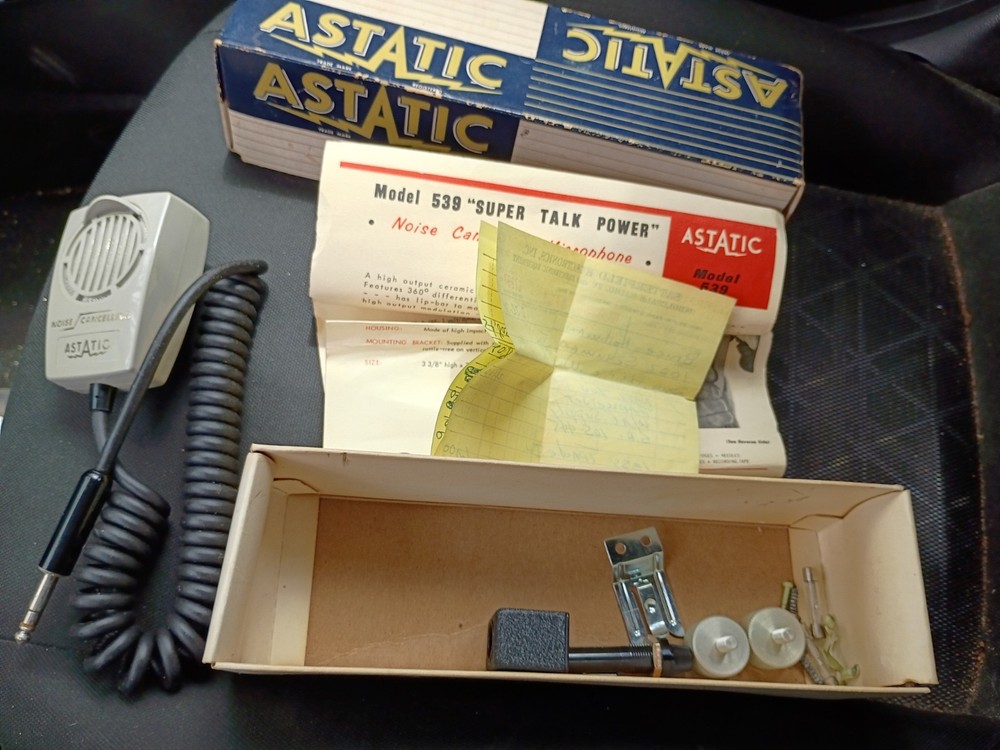 ASTATIC Model 539 CB Ham Radio Microphone Untested Box