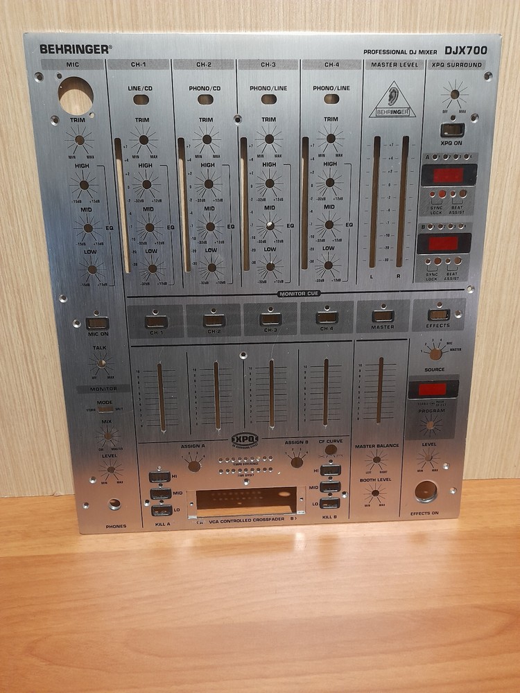 Behringer DJX700 faceplate  1