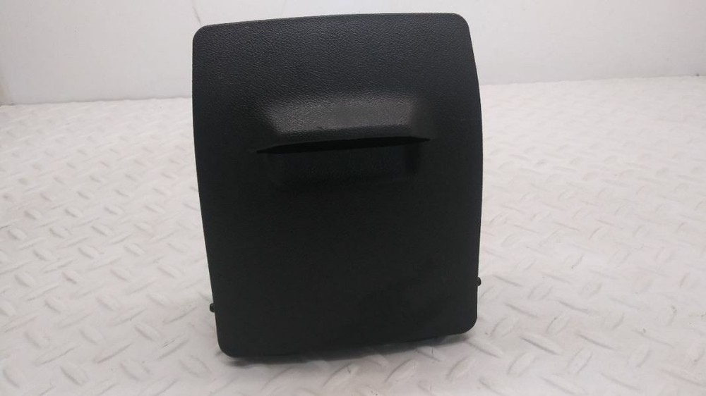 G6 2007 Console Rear Console Cup Holders
