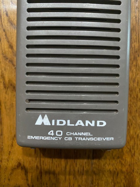 Midland 40 Channel Emergency CB Transceiver, Hand Held, Model 77-909 Untested