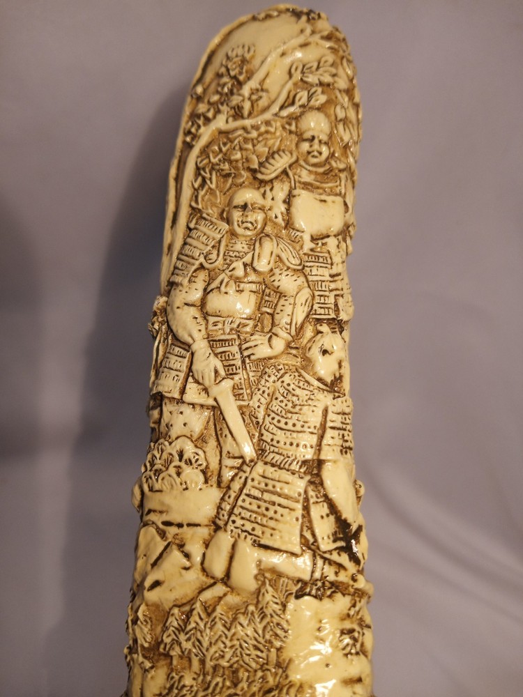 7.5'' SAMURAI STYLE DAGGER with decorative sheath