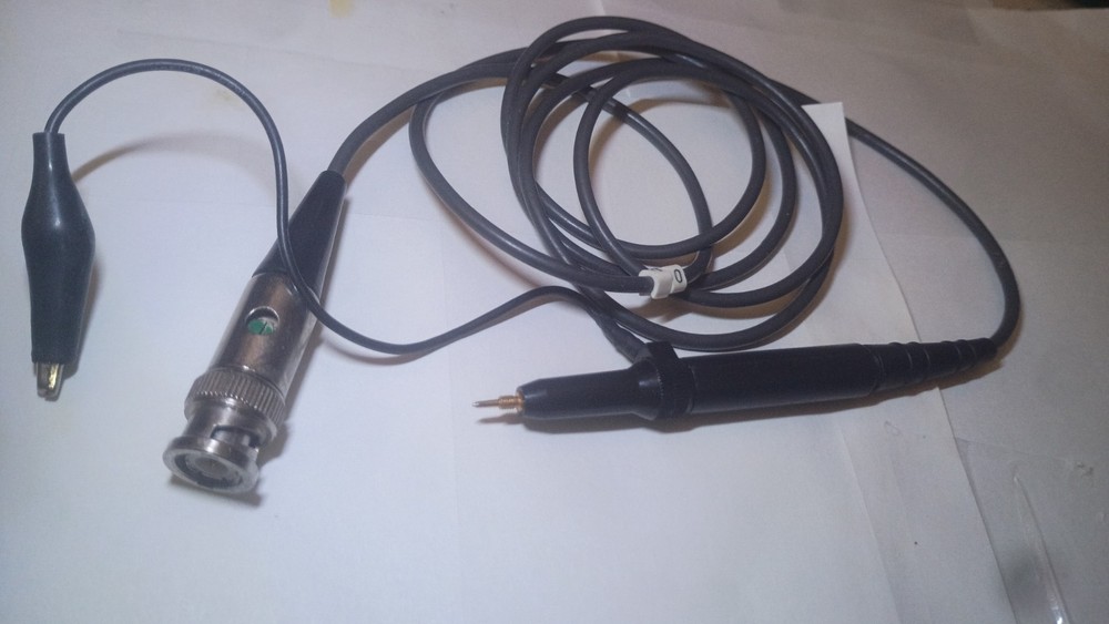 Tektronix Passive Probe. TPP0500