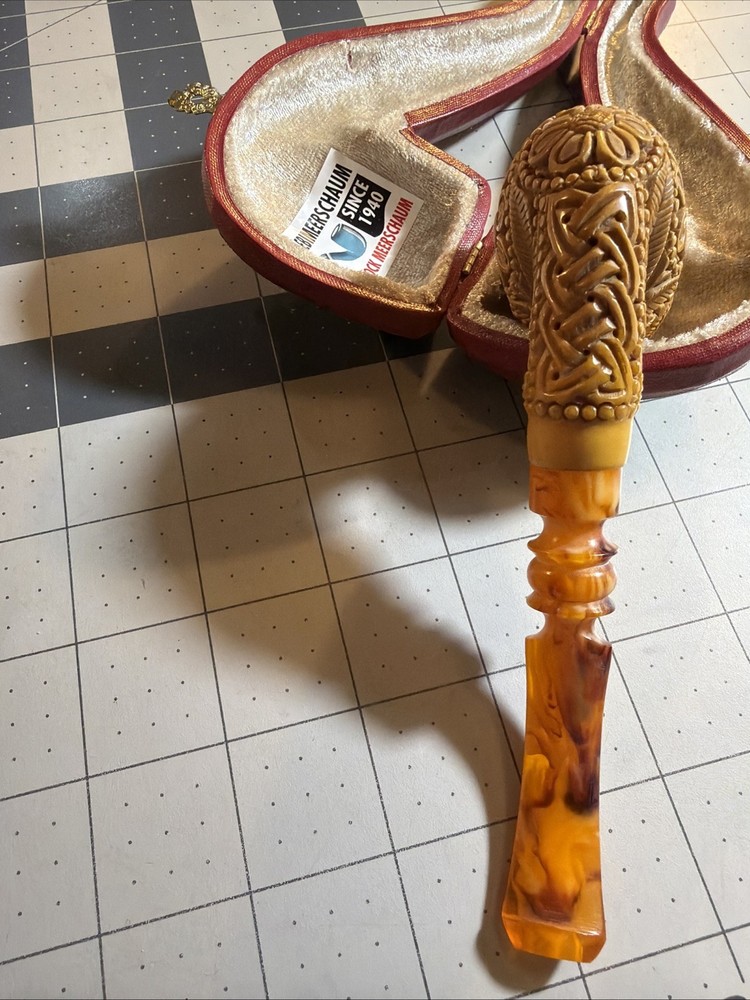 Hand Carved Meerschaum Pipe
