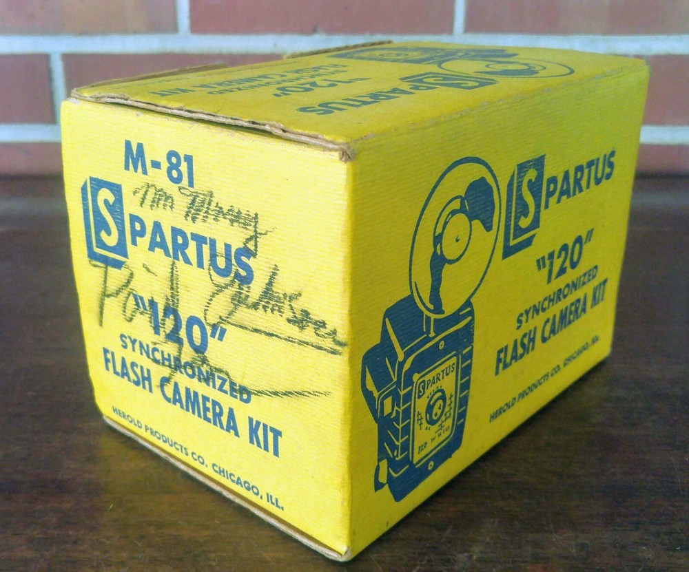 Vintage Spartus 120 Synchronized Flash Camera With Original Box