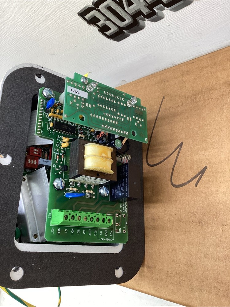 Bindicator RF-Series Level Control RF92CFG1A 120VAC NIB