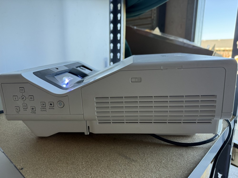 Epson LCD Projector EB-725Wi Model H998A