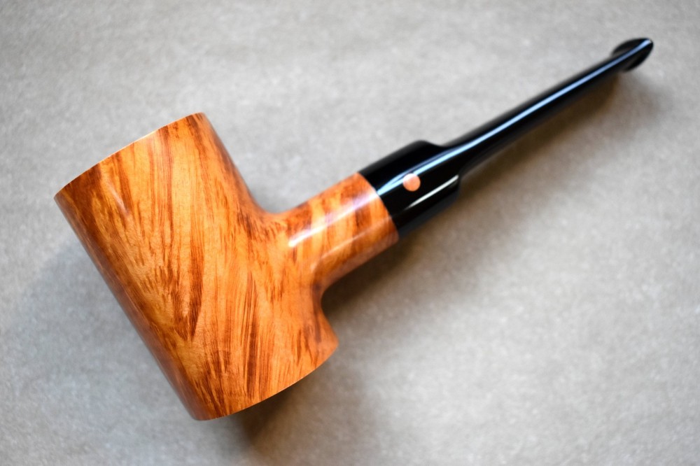 Moretti Pipe Yellow Contrast Poker Freehand