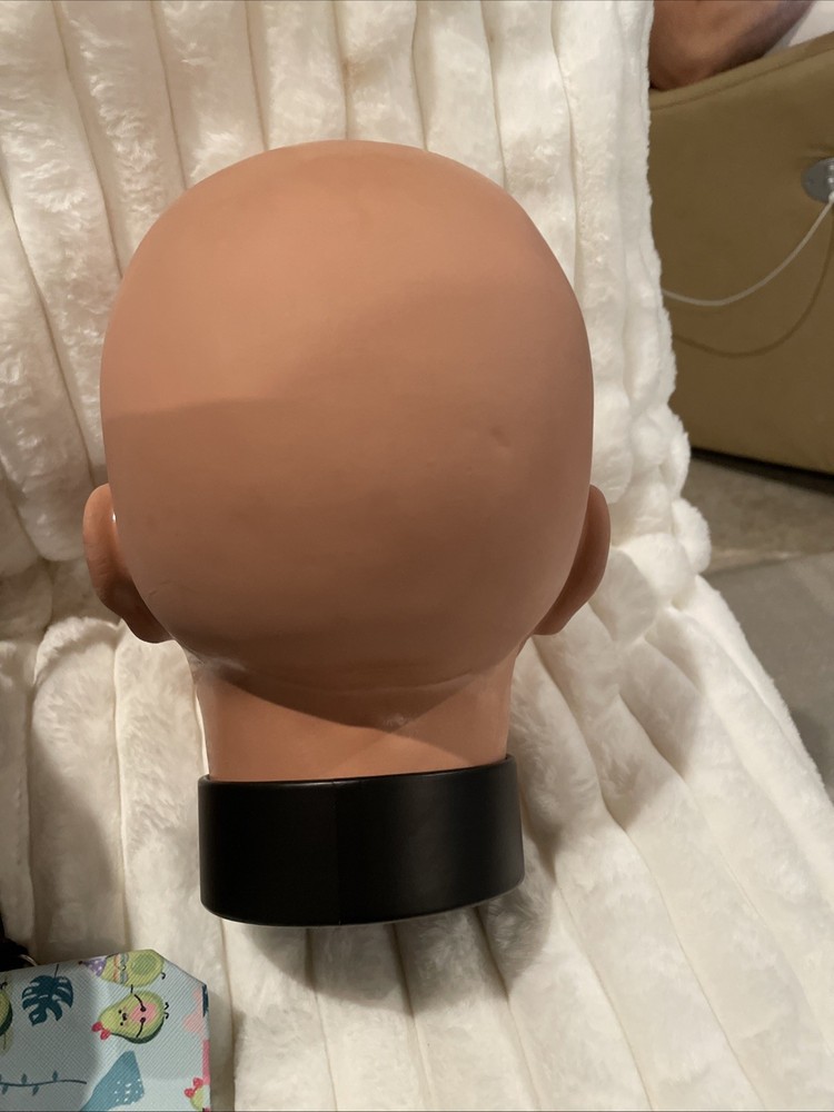 Mehron Professional Makeup Mannequin for Training – Washable Practice Head