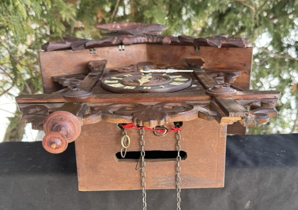 Antique C 1900 German Black Forest Cuckoo Wall Clock - VIDEO - NEEDS SERVICE