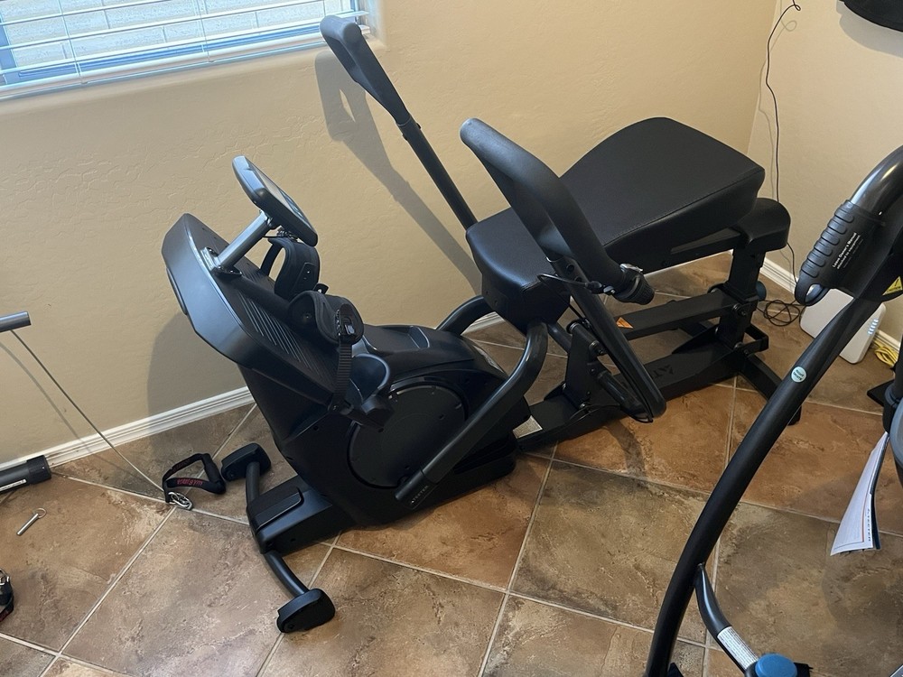 Teeter Rowing Machine