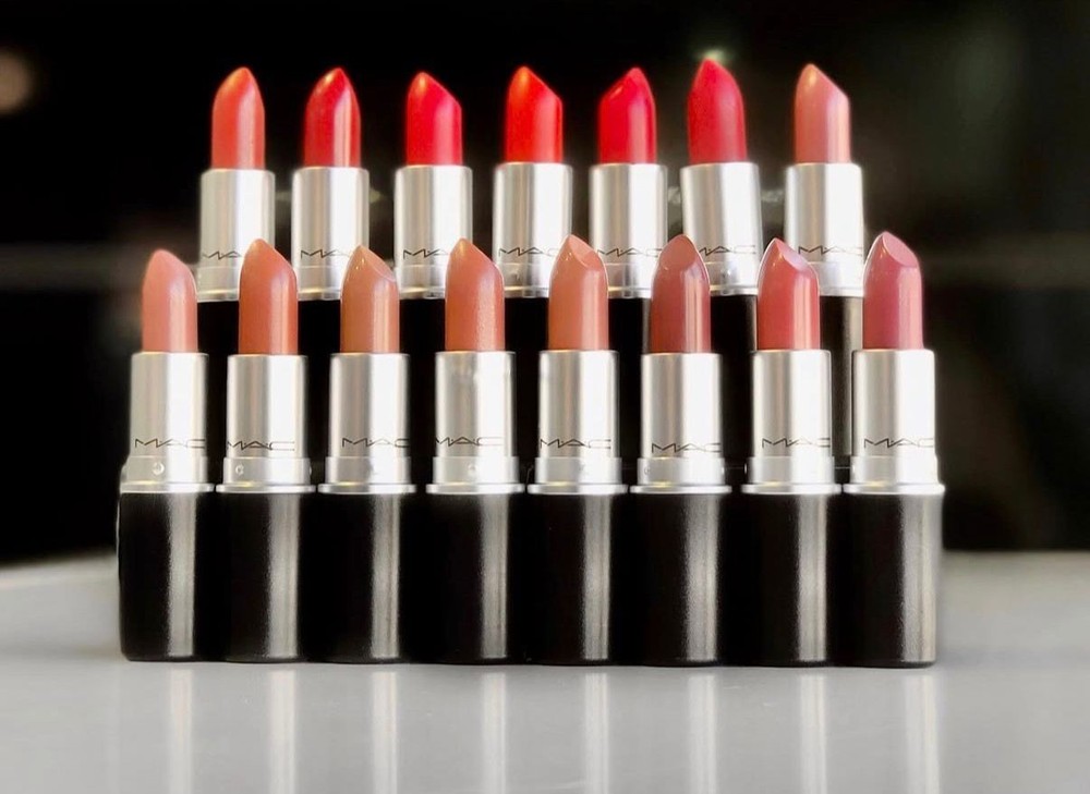 MAC Satin Lipstick  Full size
