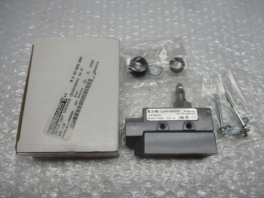 CUTLER HAMMER E47BLS11 SER.A4 LIMIT SWITCH NSMP