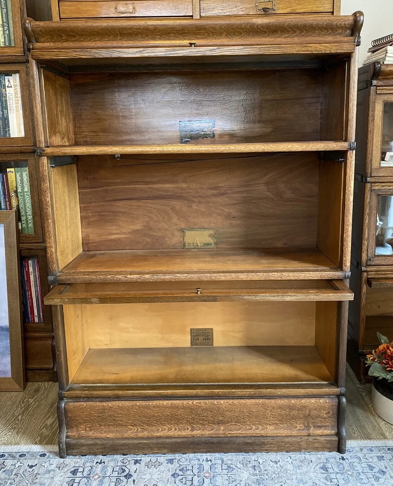 Excellent 34” Globe Wernicke Golden Oak 3 Stack Barrister Bookcase