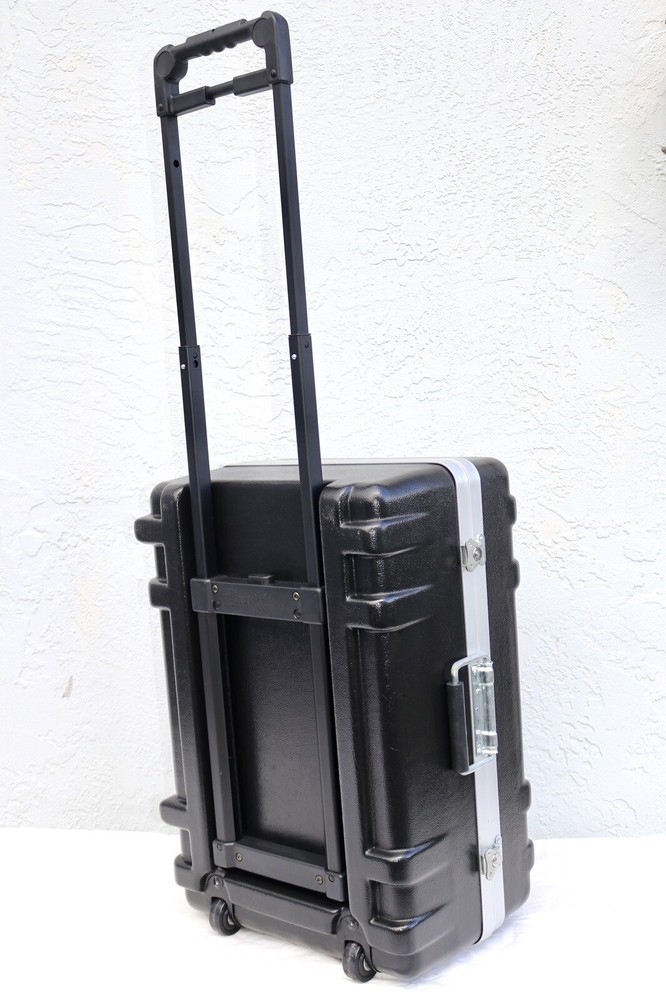 Microdermabrasion Machine Package In Excellent Condition
