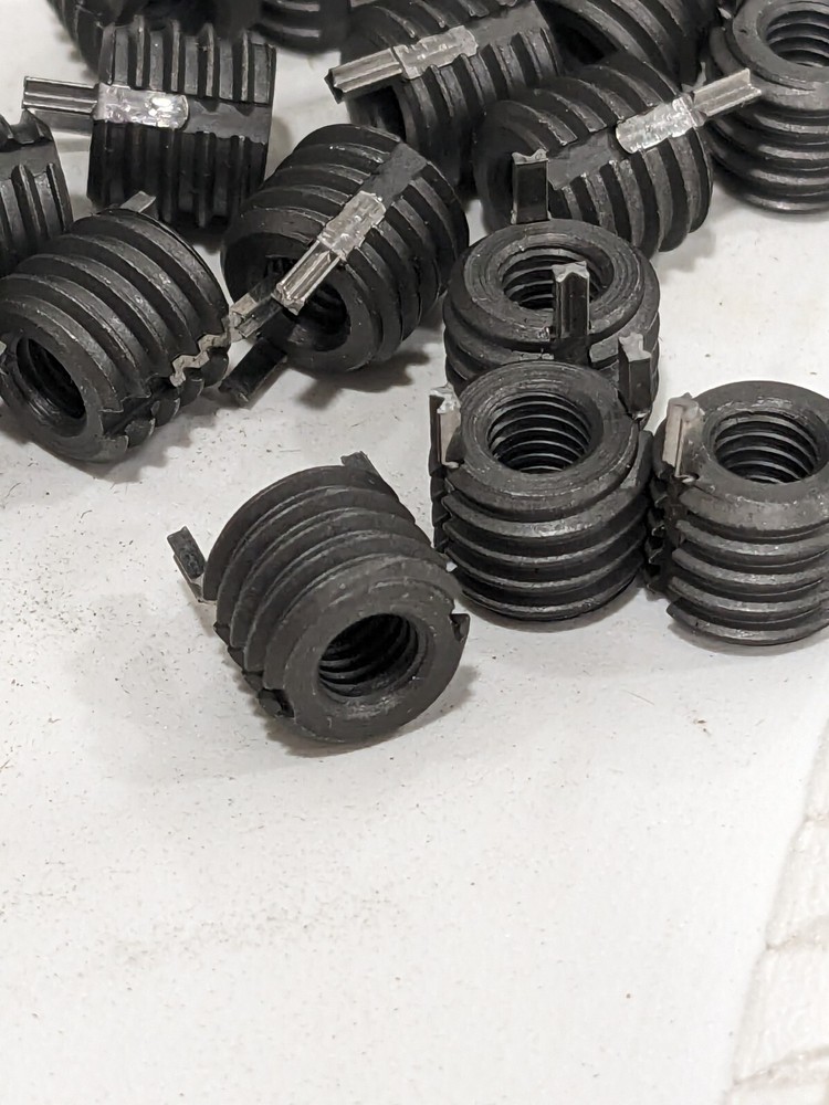 RECOIL Thread Locking Insert: #10-32 Internal Thread Qty 20 74602