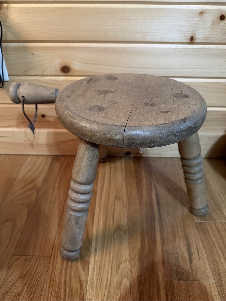VTG Milking Stool 3 Legs w/Handle