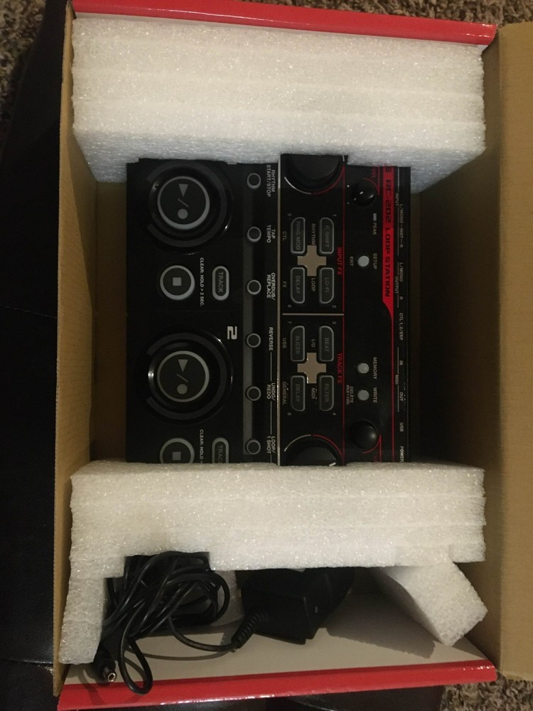 Boss RC202 Compact Tabletop Looper *WITH BOX & ORIGINAL CABLE*