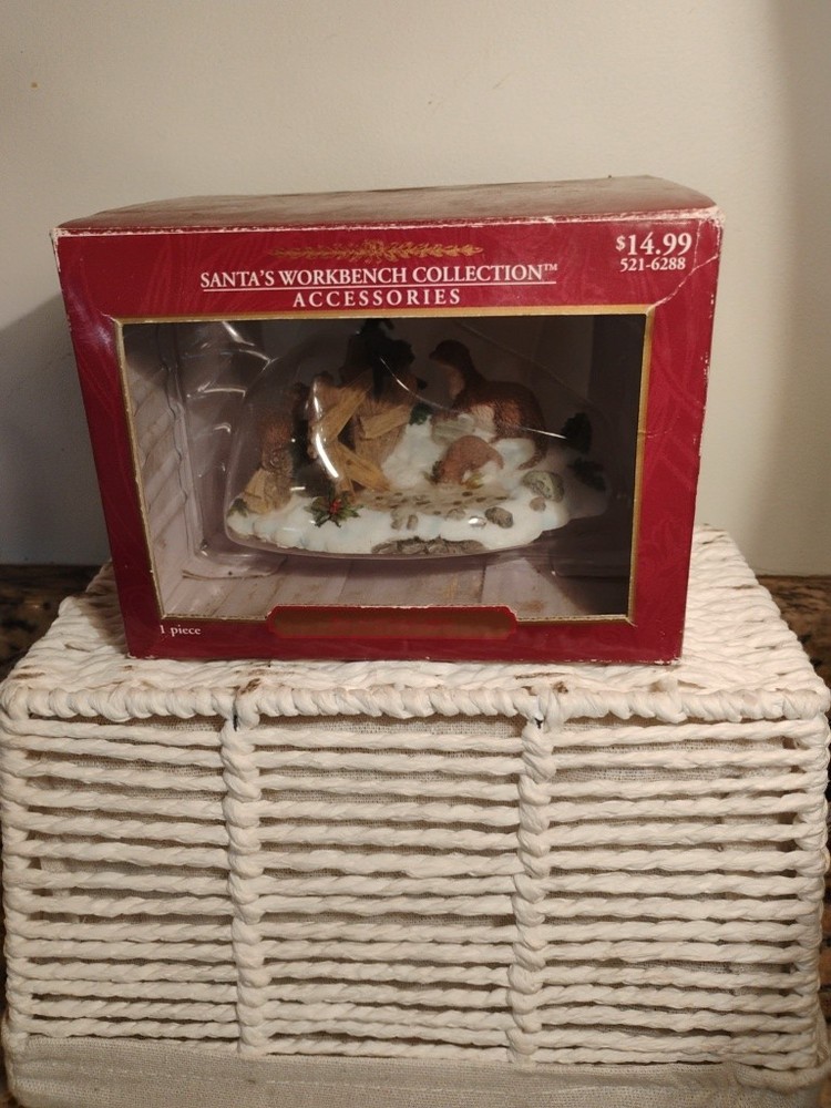 Santa's Workbench Collection 2000 Christmas Village