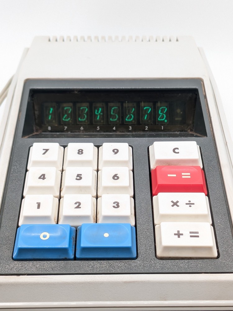 Sharp QT-8D Micro Compet Electronic Desktop Calculator Made in Japan