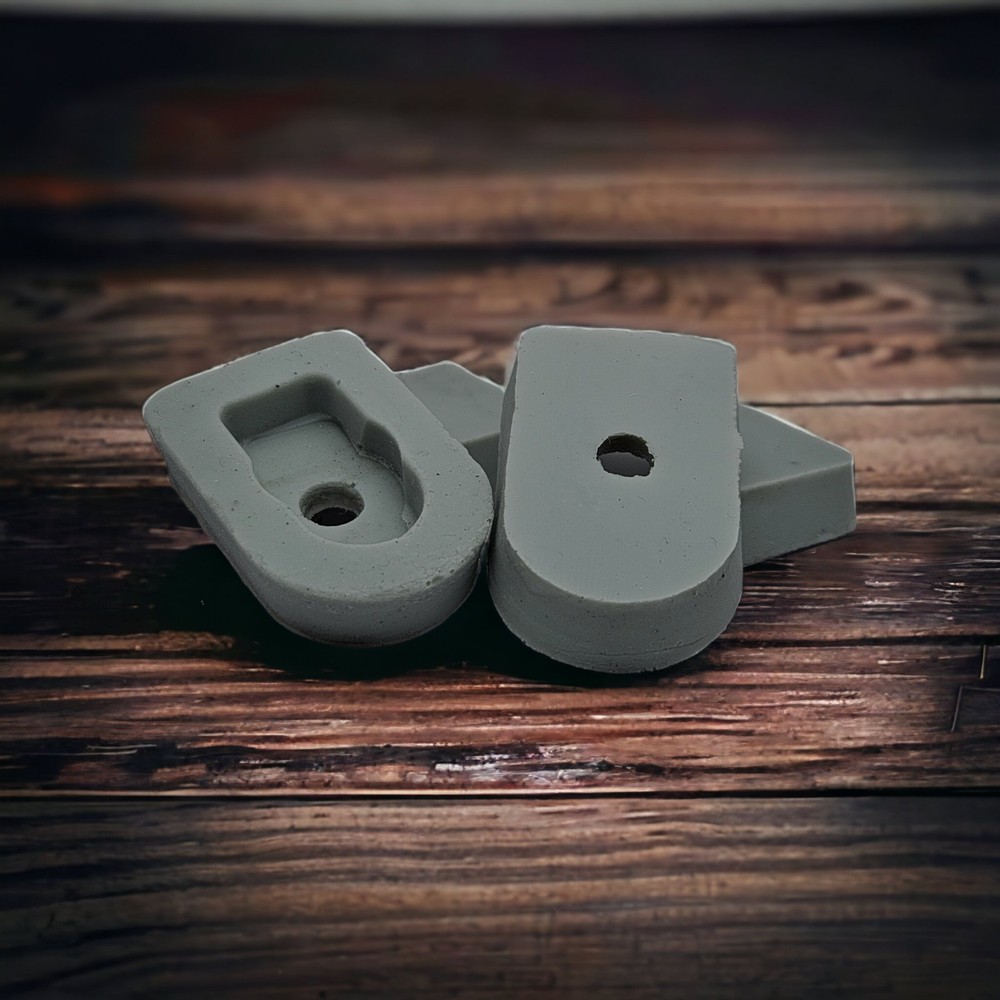 Hermes 3000 Curve Front Typewriter Replacement Typewriter Foot Set (4ea)