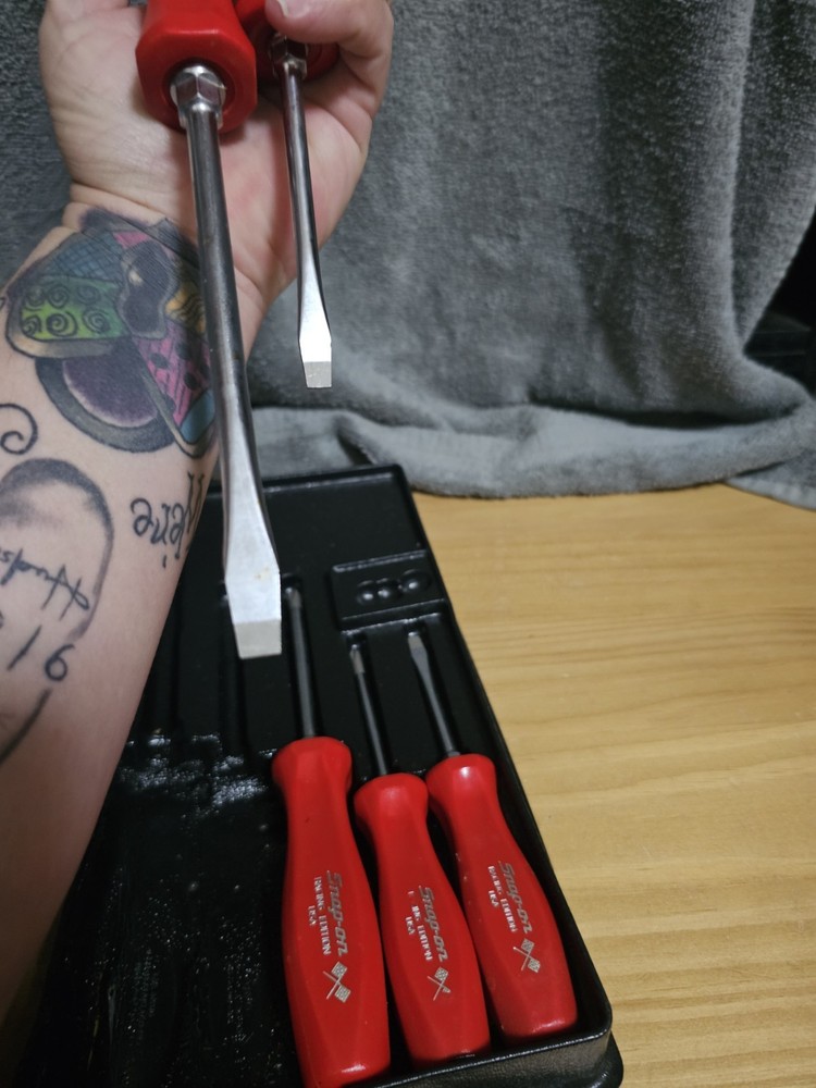 Snap-on Tools 5pc Racing Edition Screwdrivers Pin Missing