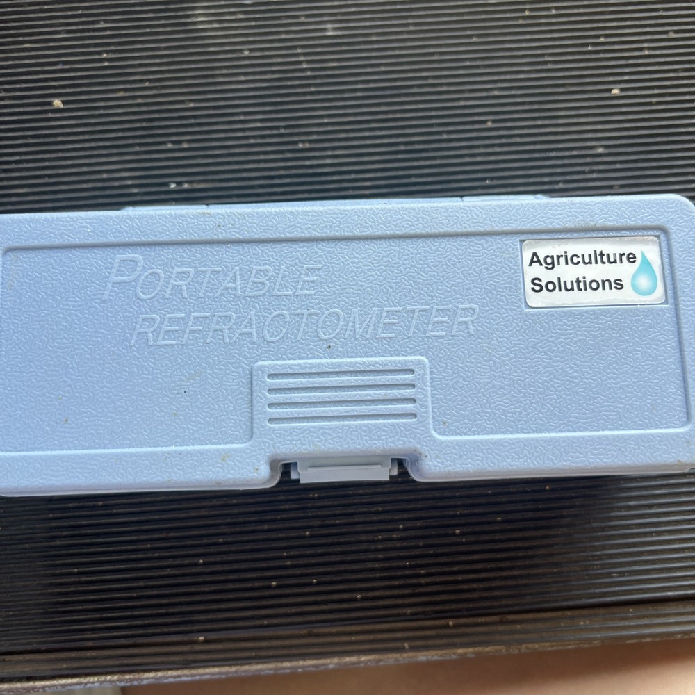 Autoutlet Portable Refractometer Used