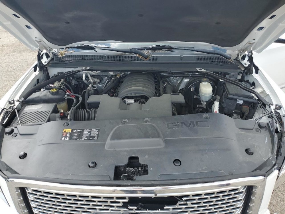 YUKON 2015 Glove Box 4686084