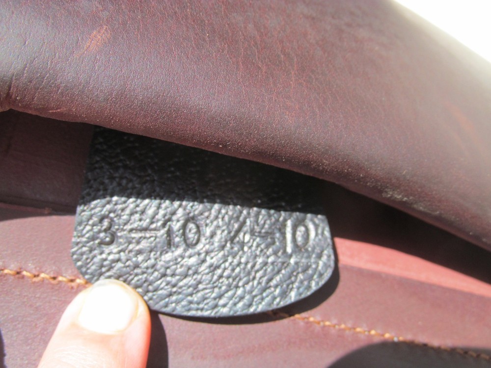 17.5" DEVOUCOUX ENARA jumping saddle(CRYSTALS)-(INCLUDES ACCESSORIES) 2024 MODEL
