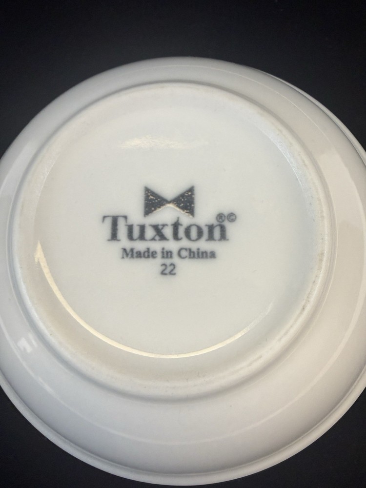 Tuxton China 3 oz. American White/Eggshell Ceramic Fruit Salsa Restaurant Ware