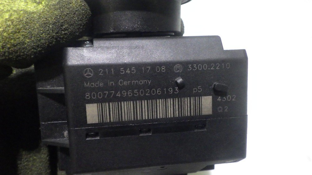 05 MERCEDES E55 Ignition W/Key