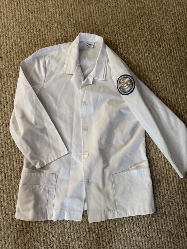 🥼 META Fundamentals White Lab Coat – Size XL – 3-Button