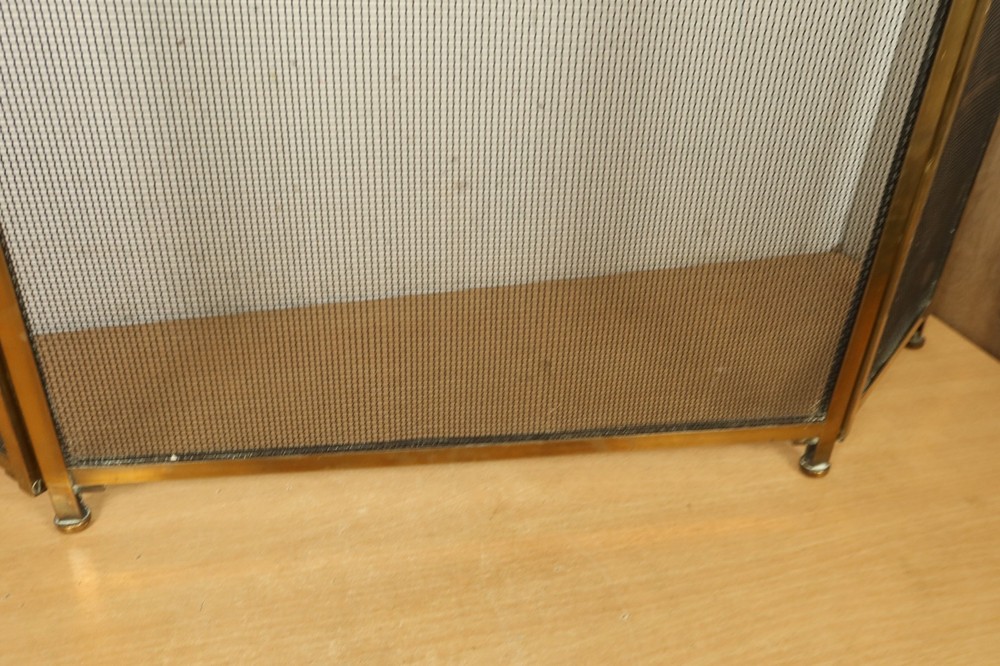Vintage Solid Brass Fire Guard Fireplace Spark Spit Screen Folding 3 Mesh Part