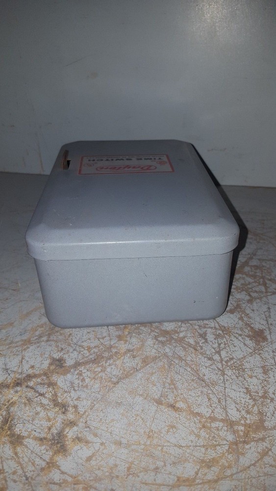 Dayton Time Switch, T1905-8