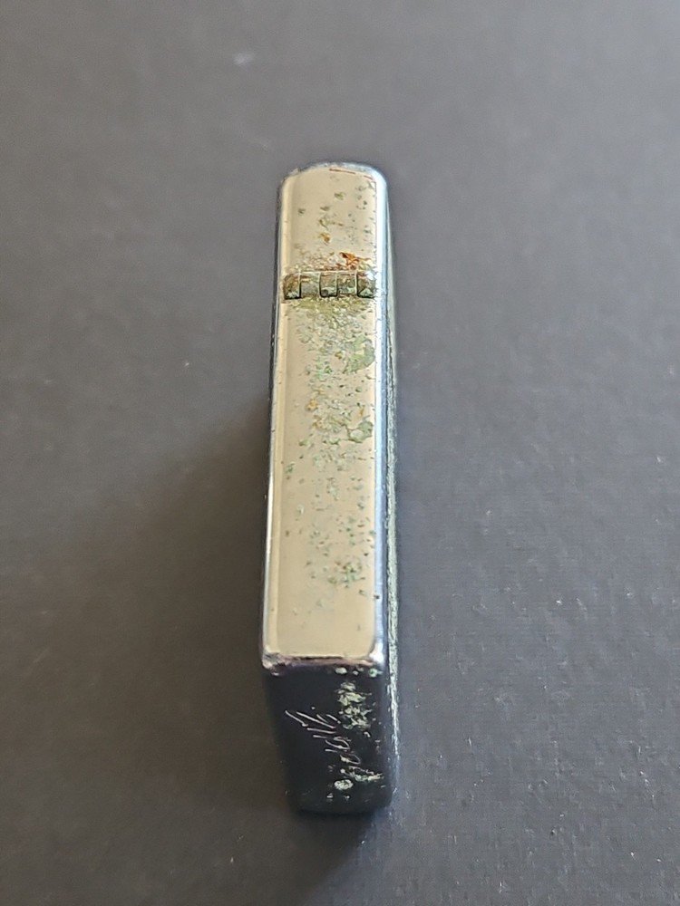 ZIPPO LIGHTER SLIM VINTAGE