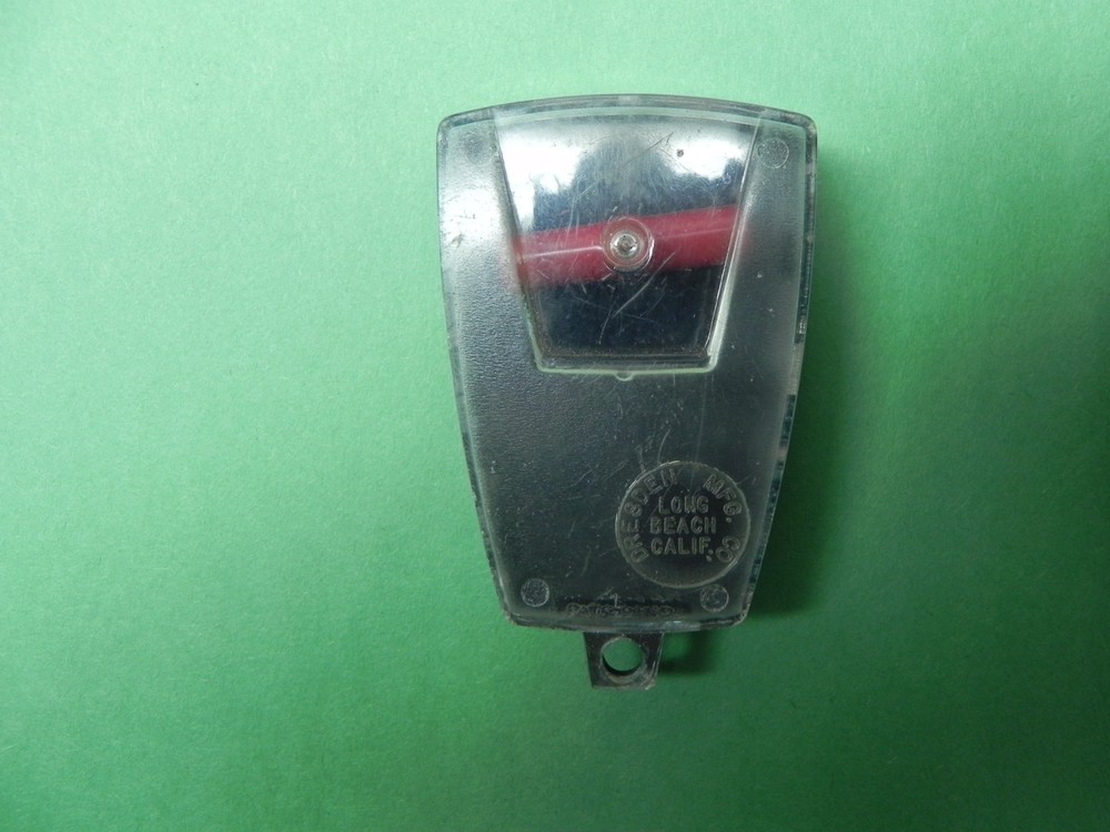 Vintage Swing Magnet Nail Finder