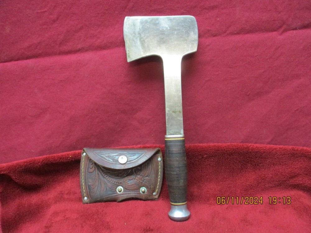 Antique KINFOLKS Hatchet w/Tooled Leather Sheath, No Model #