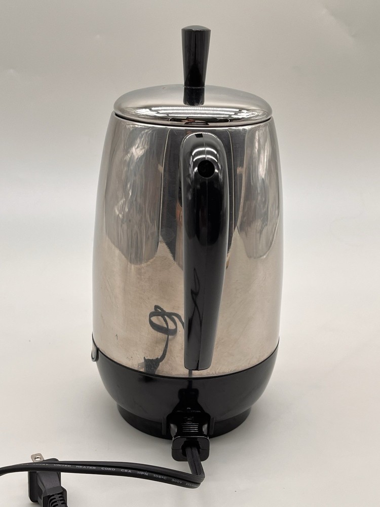 Farberware Super fast Automatic 8 Cup Coffee Percolator Model 138B Made USA
