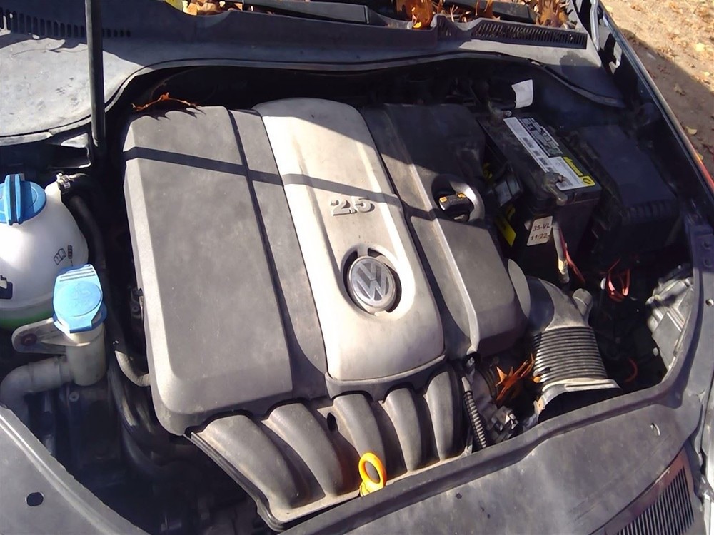 Engine ECM Electronic Control Module 2.5L Bgq Fits 06-07 Rabbit 3761249