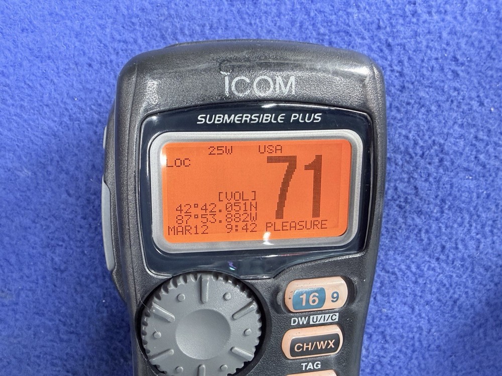 ICOM HM-162B Commandmic III Second Station Handset- AS-IS CONNECTOR ISSUE