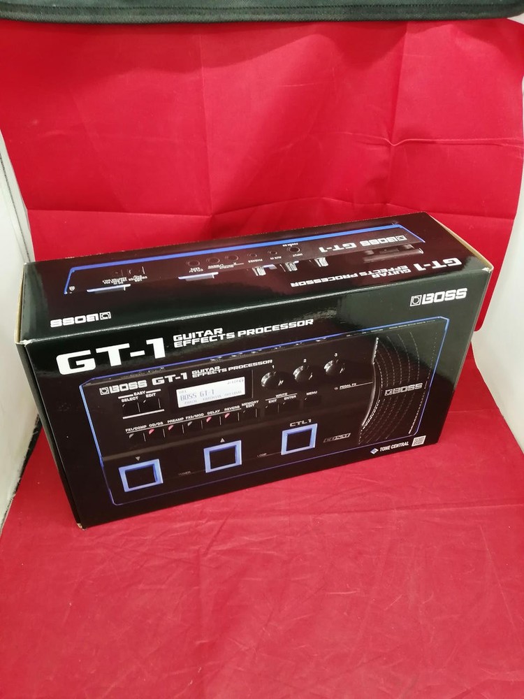 BOSS GT-1 MULTI-EFFECTOR 579273