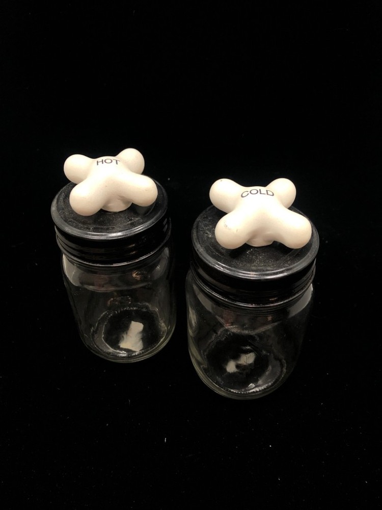 2PC HOLD/COLD KNOB TOP MASON JARS.