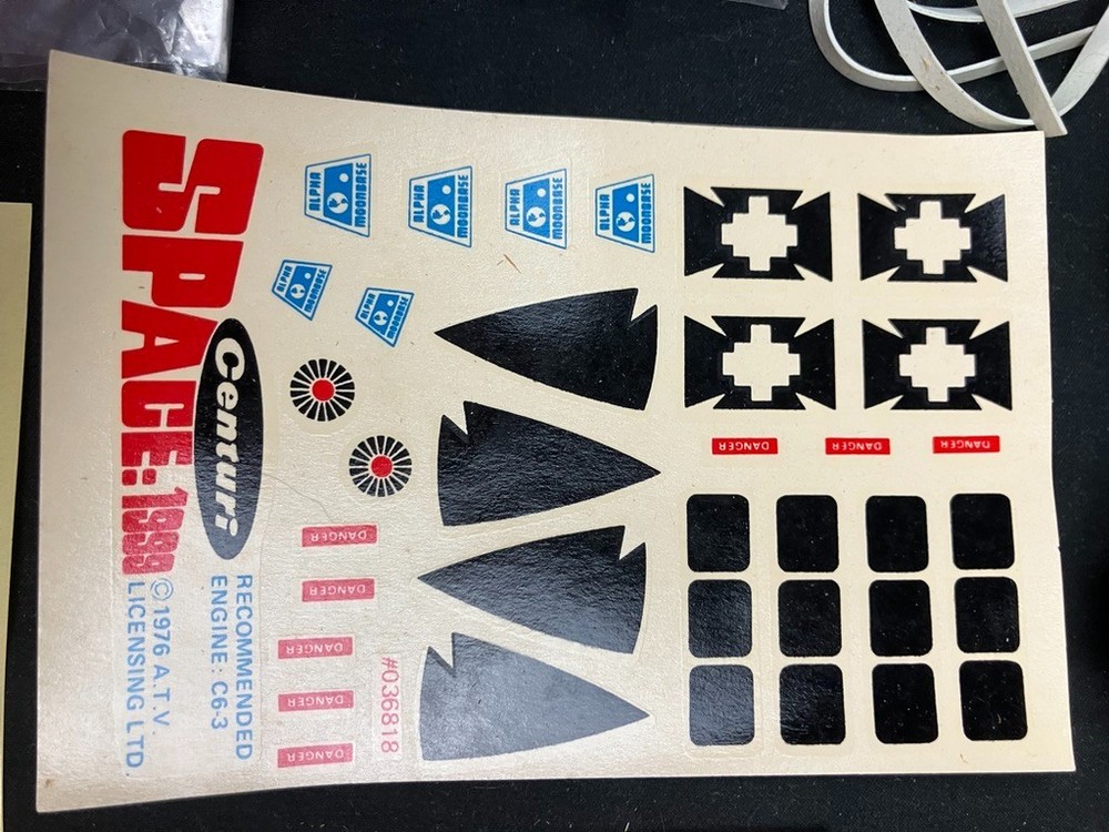 Centuri Space 1999 Eagle Transporter Flying Model Rocket Kit - Open - Complete