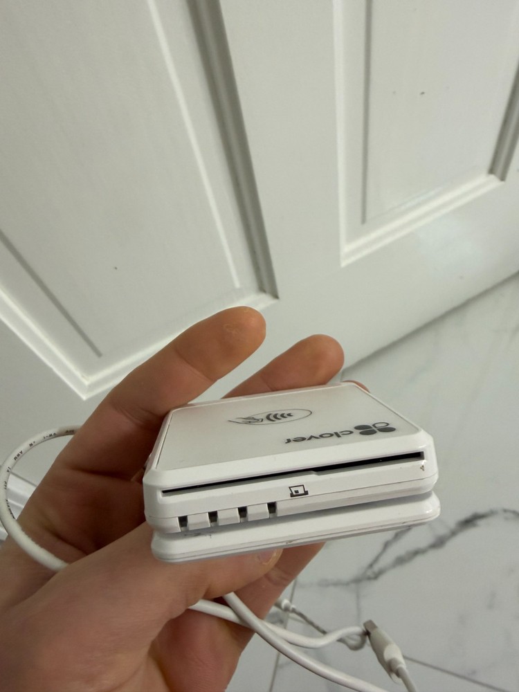 Clover RP457 Contactless Car Reader - White