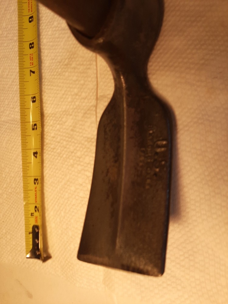 DIAMOND CALK US WW2 pickaxe and ORIGINAL handle 1945 DISPLAY READY!