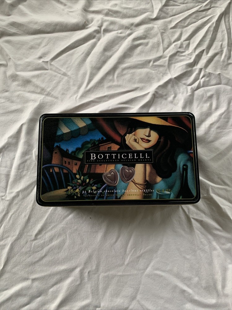 Botticelli Fine Sculptured Belgian Hearts Tin
