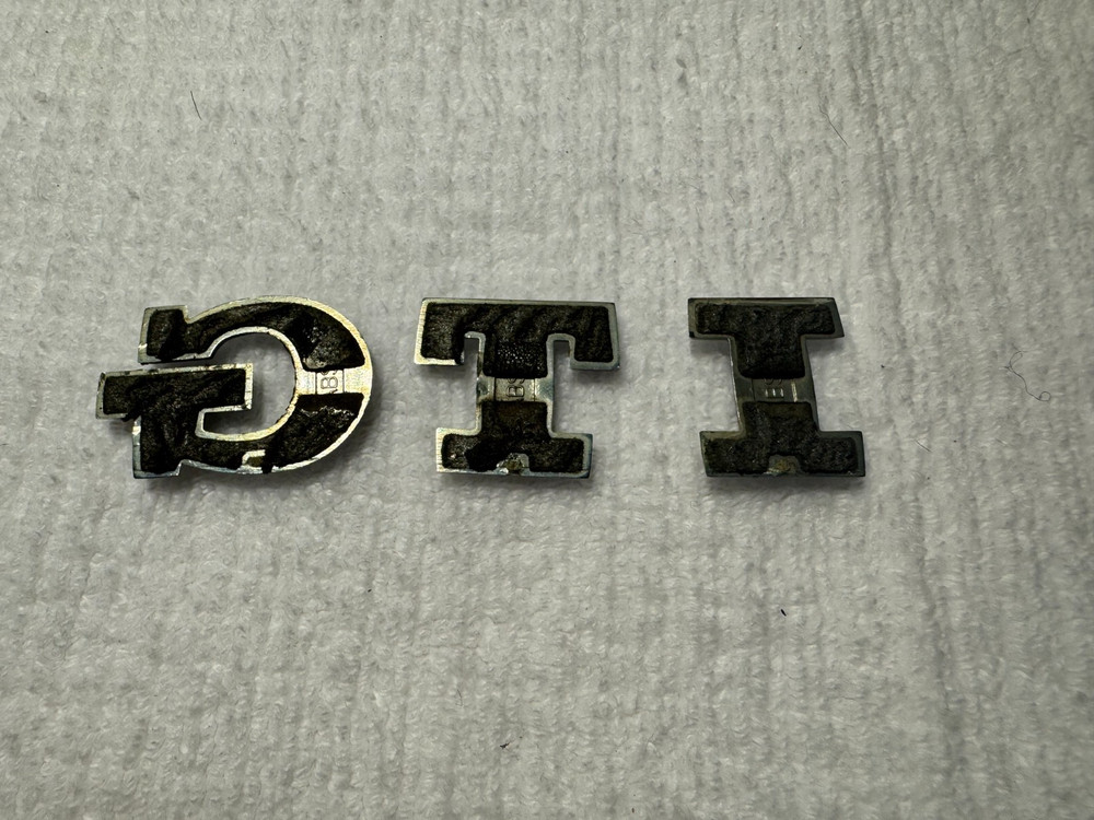 2009 Volkswagen GTI OEM rear trunk/hatch mounted chrome emblems